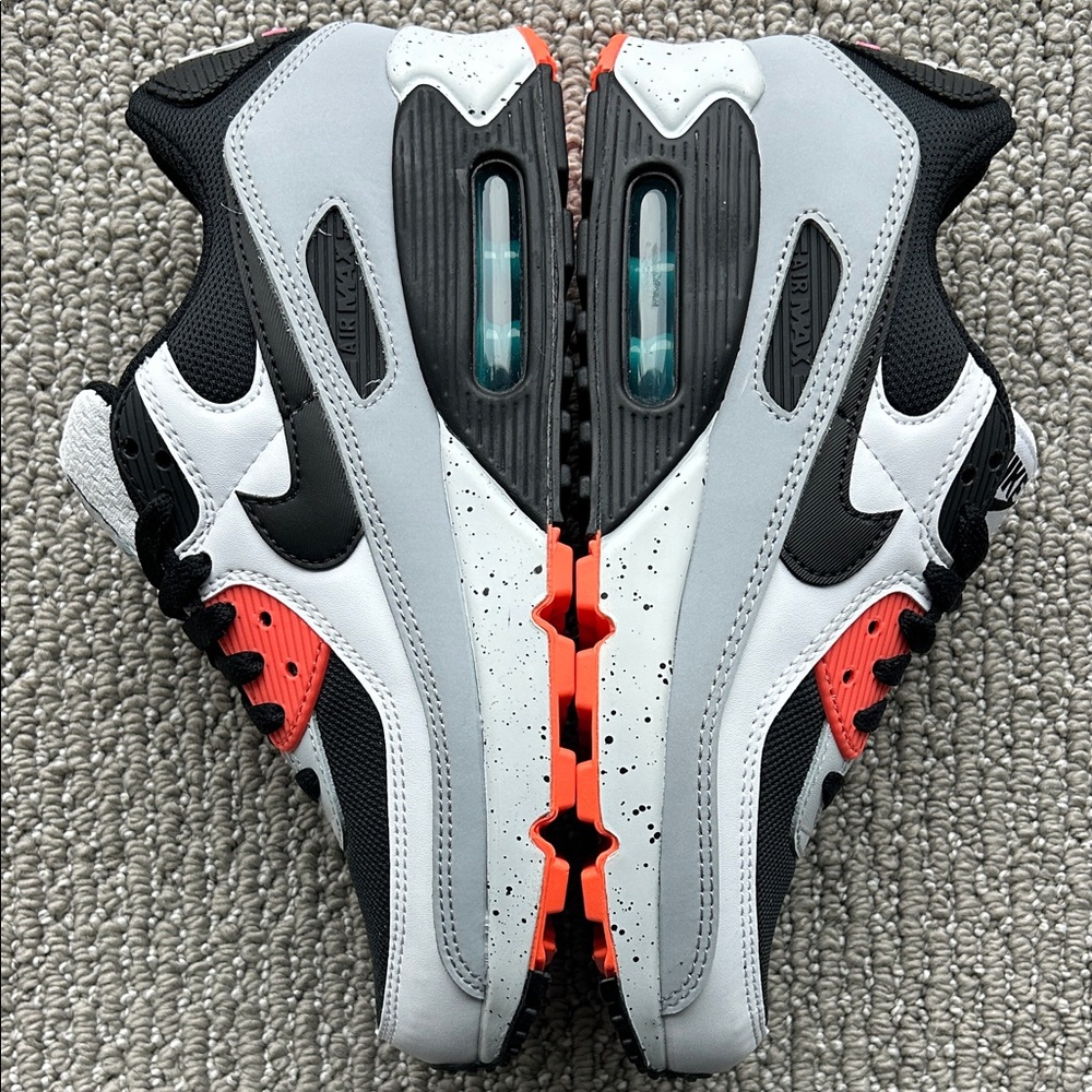NEW Nike Air Max 90 White Orange Black Men's 6.5 / Women Size 8 DC9845-100